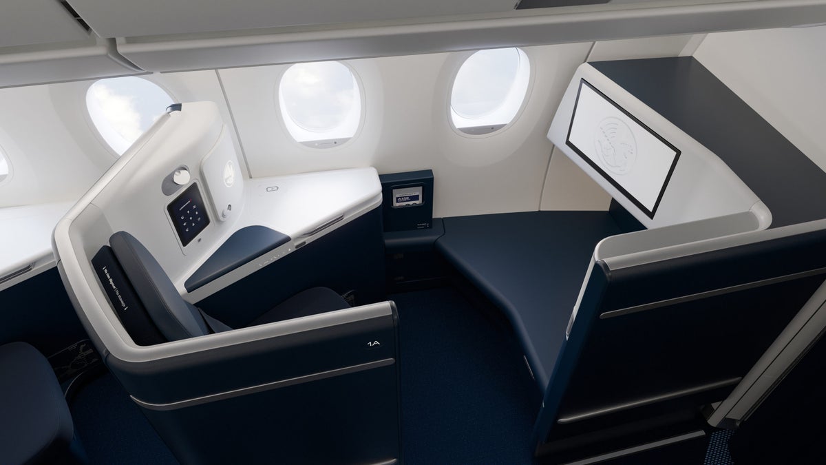 Air France A350 Business Class Bulkhead Seat Overview