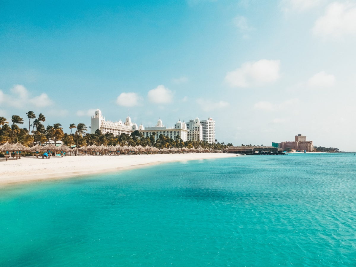 The 10 Best Beaches in Aruba [2023]