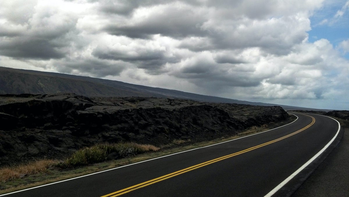 Driving to Hawaii Volcanoes National Park