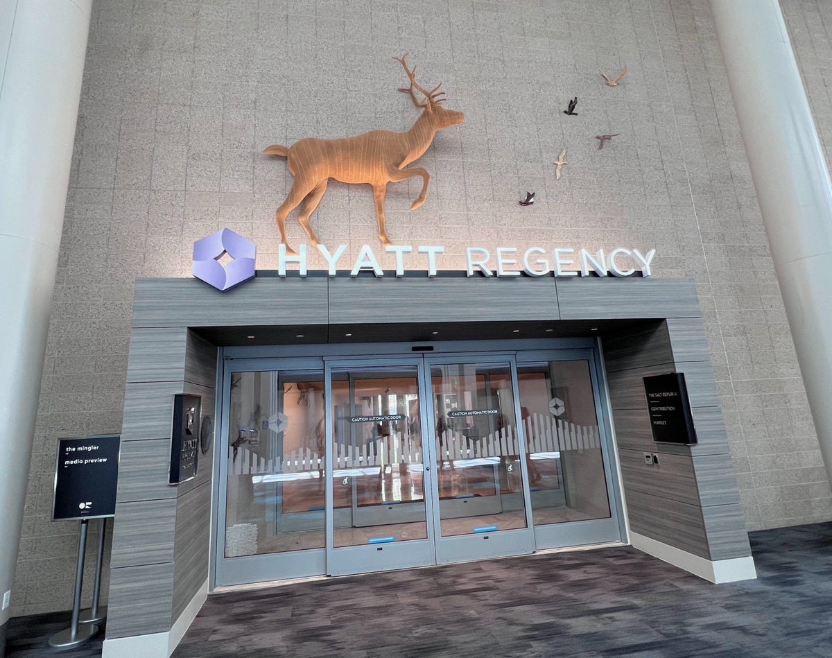 Entrance to Hyatt Regency in Salt Lake City from the convention center