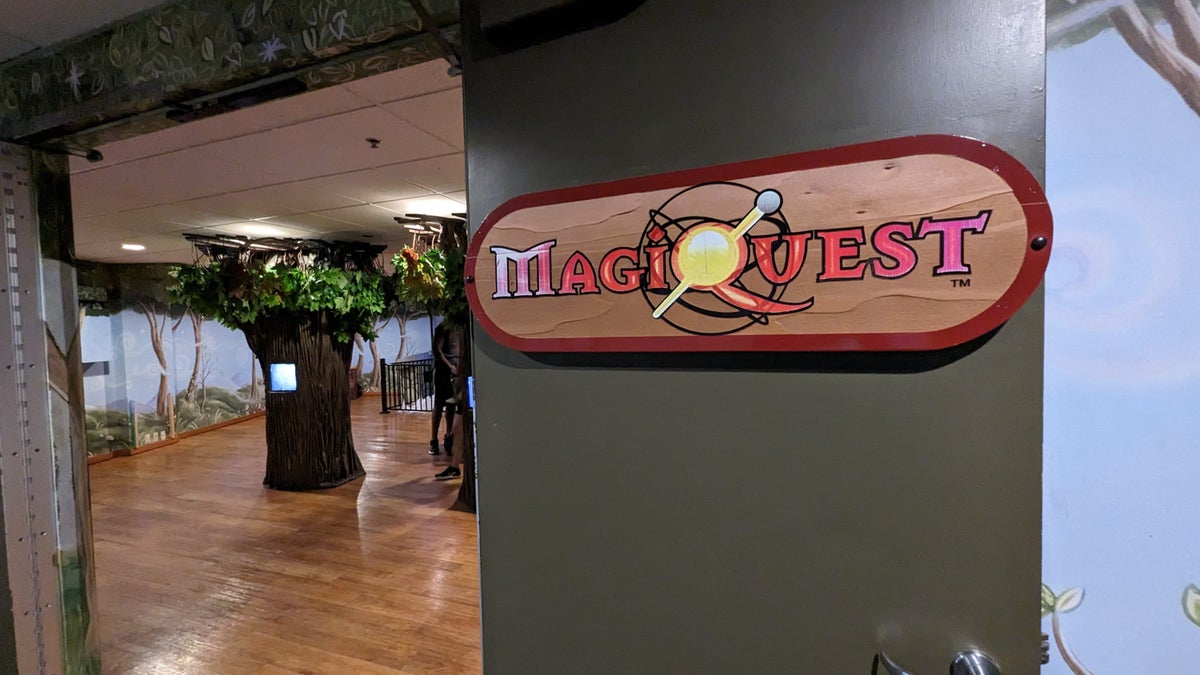Great Wolf Lodge Grapevine attractions MagicQuest sign