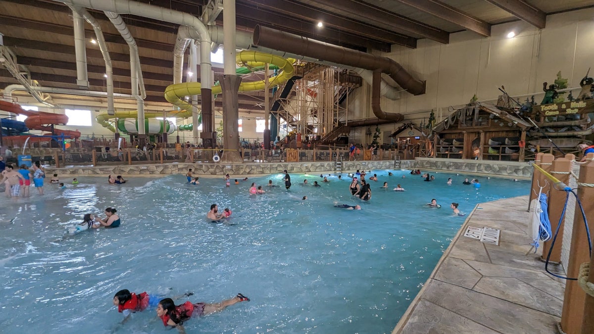 Great Wolf Lodge Grapevine attractions water park Slap Tail Pond