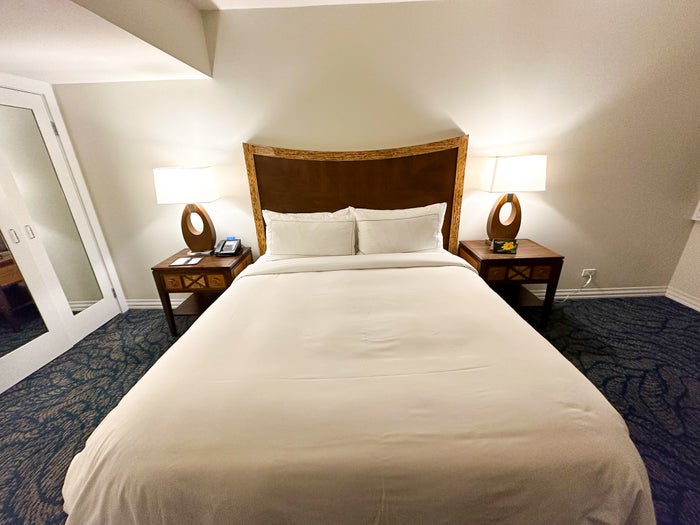Hilton Hawaiian Village king bed Hilton Hawaiian Village king bed