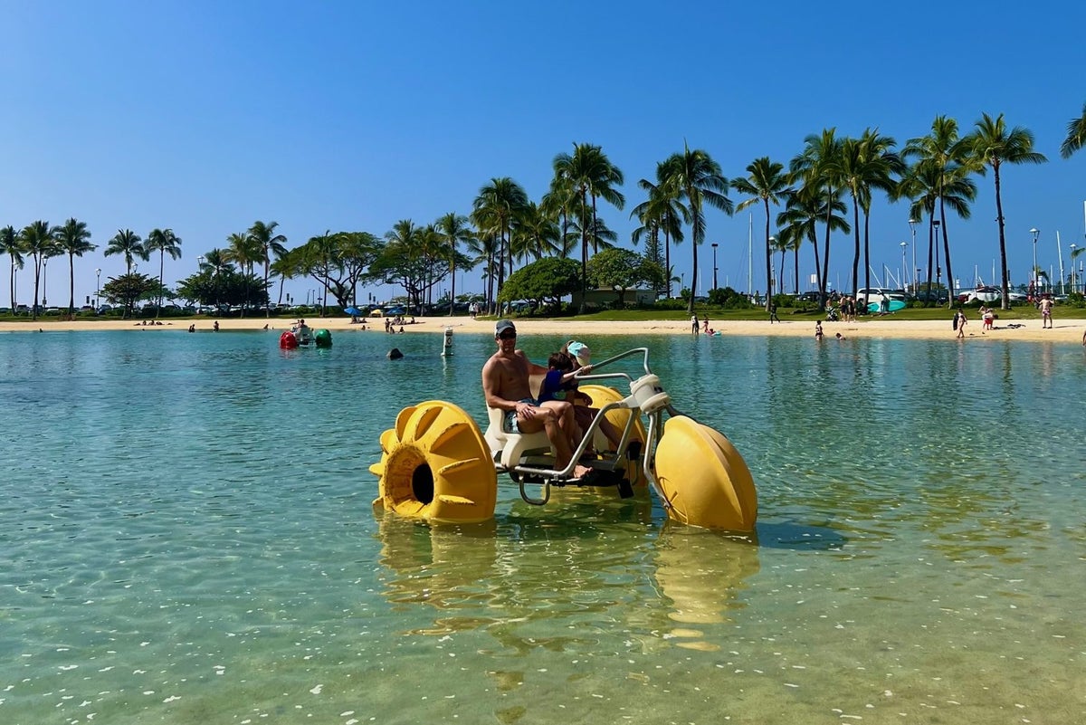 Hilton Hawaiian Village lagoon rental