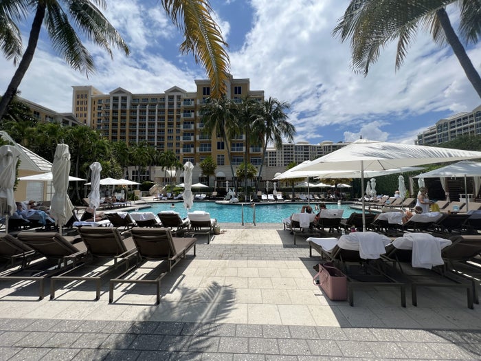 Ritz-Carlton Key Biscayne Tranquility pool. Ritz-Carlton Key Biscayne Tranquility pool privacy