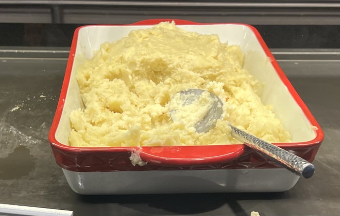 Marriott Newark International elite lounge mashed potato Marriott Newark International elite lounge mashed potato
