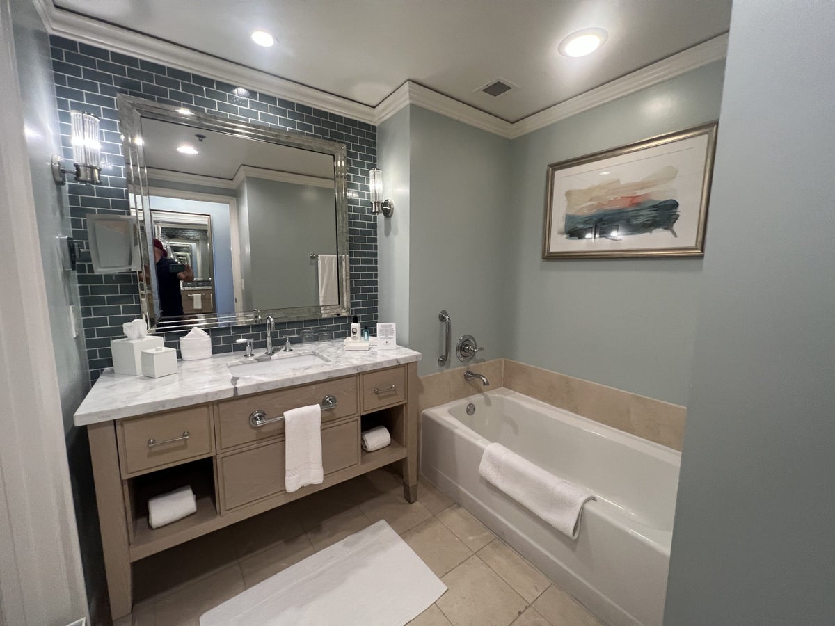 Ritz Carlton Key Biscayne bathroom tub