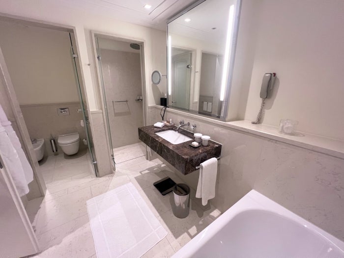 The Charles Hotel Munich bathroom in Deluxe Park View Room The Charles Hotel Munich bathroom in Deluxe Park View Room
