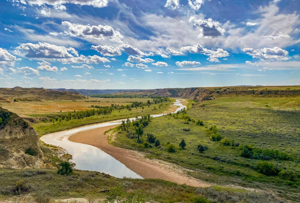 The Ultimate Guide to Theodore Roosevelt National Park — Best Things To Do, See & Enjoy!
