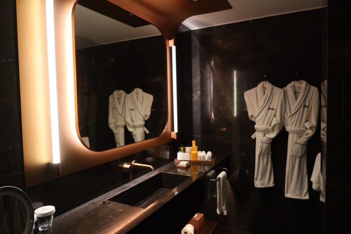 Thompson Madrid Hotel Bathroom