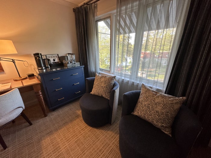 Tides Inn Chairs with Dresser