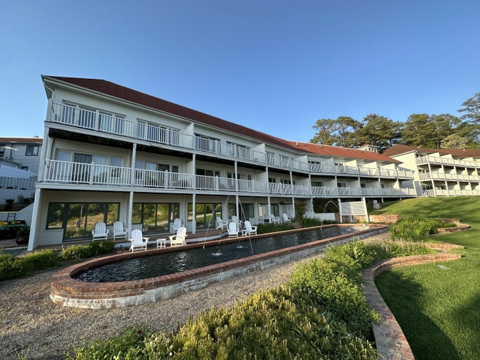 The Tides Inn in Coastal Virginia [In-depth Hotel Review]
