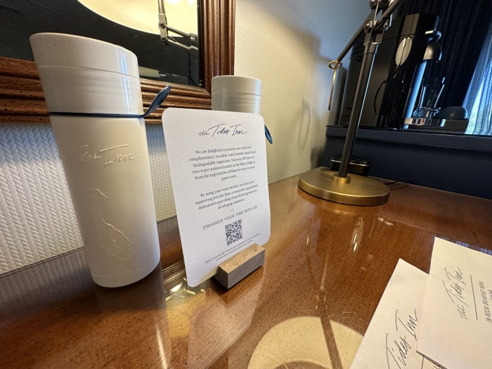 Tides Inn Water Bottles