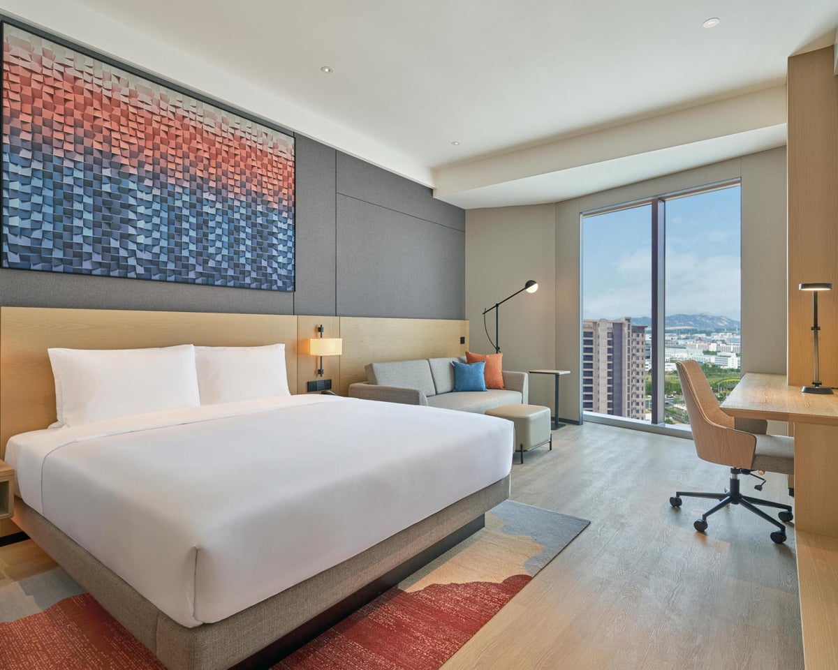 Hyatt Place Yantai Development Zone guest room
