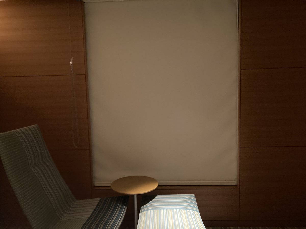 Hyatt Regency Tokyo bedroom window curtain closed