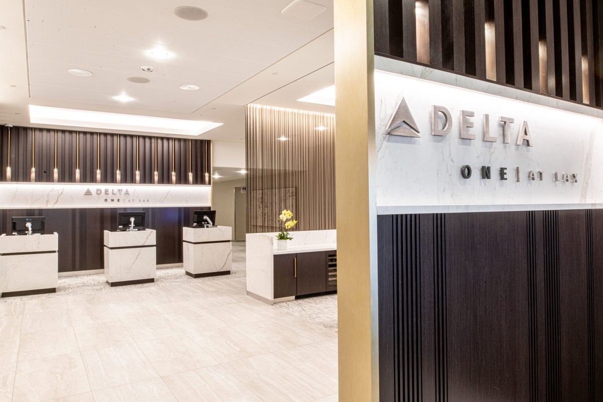 Exclusive Delta One Check-in Area Opens At LAX