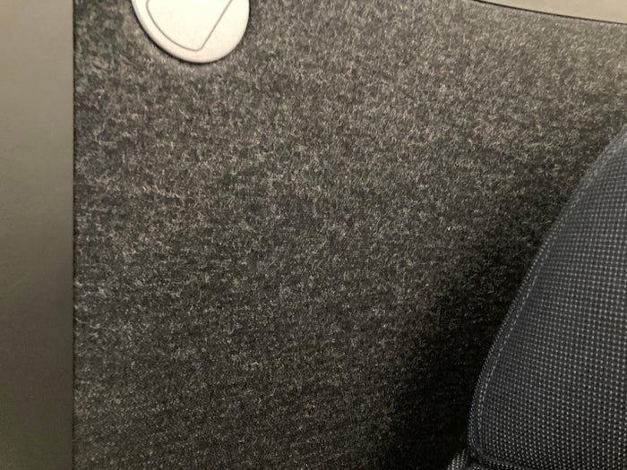 British Airways A350 1000 Club Suites review LAS LHR dark gray fabric behind seat 