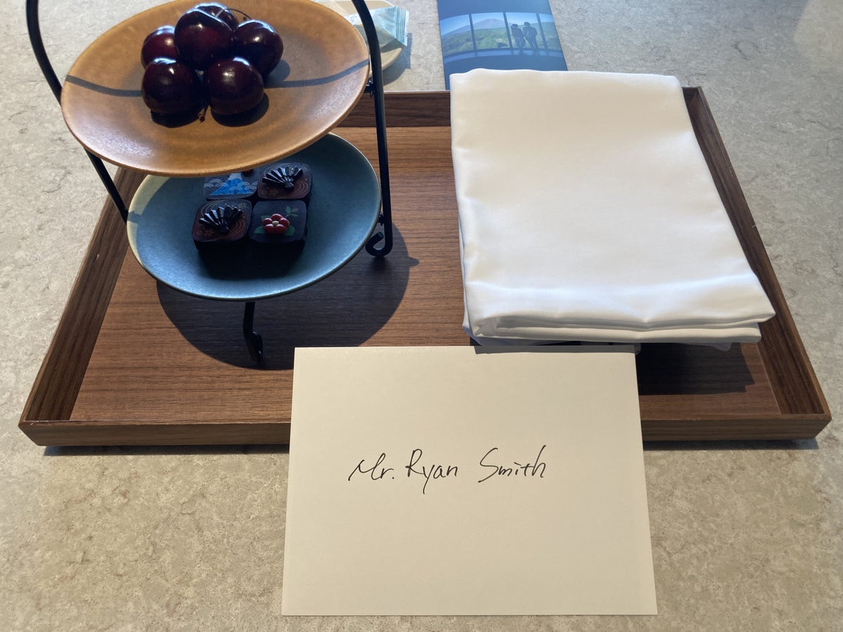 Fuji Speedway Hotel Grand Prix Corner King Suite welcome note snacks