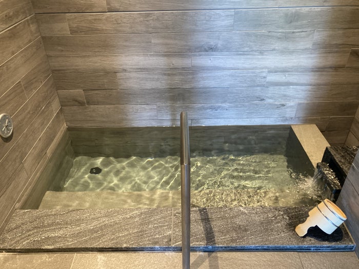 Fuji Speedway Hotel onsen dip pool Fuji Speedway Hotel onsen dip pool