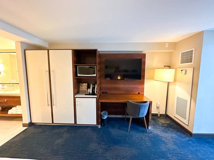 Hilton Garden Inn Waikiki Beach closet Hilton Garden Inn Waikiki Beach closet