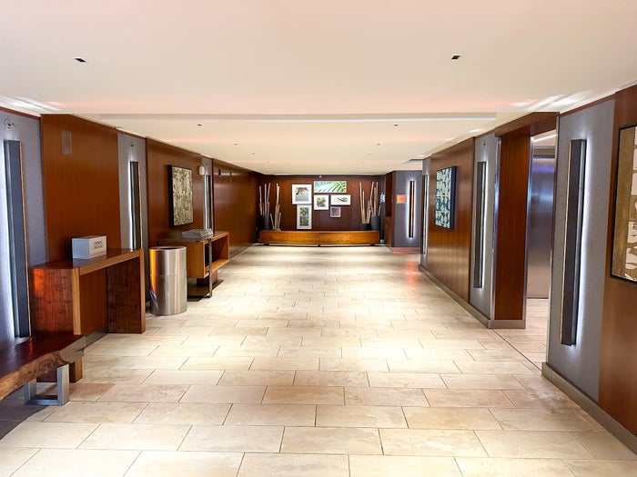 Hilton Garden Inn Waikiki Beach elevators Hilton Garden Inn Waikiki Beach elevators