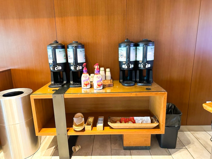 Hilton Garden Inn Waikiki Beach lobby coffee Hilton Garden Inn Waikiki Beach lobby coffee