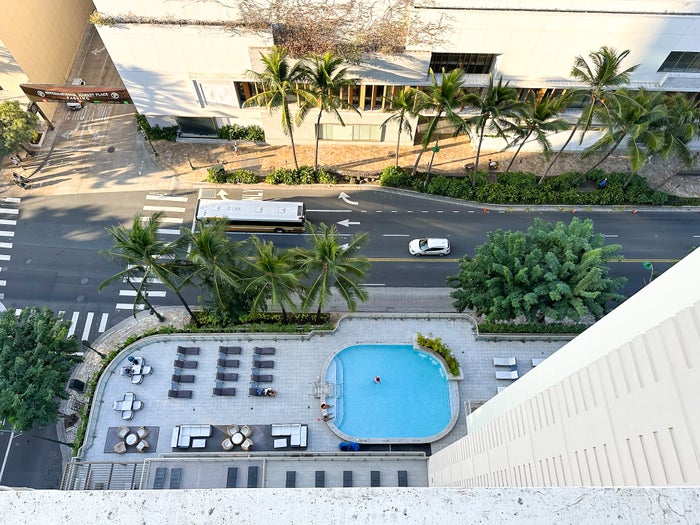 Hilton Garden Inn Waikiki Beach pool from above Hilton Garden Inn Waikiki Beach pool from above