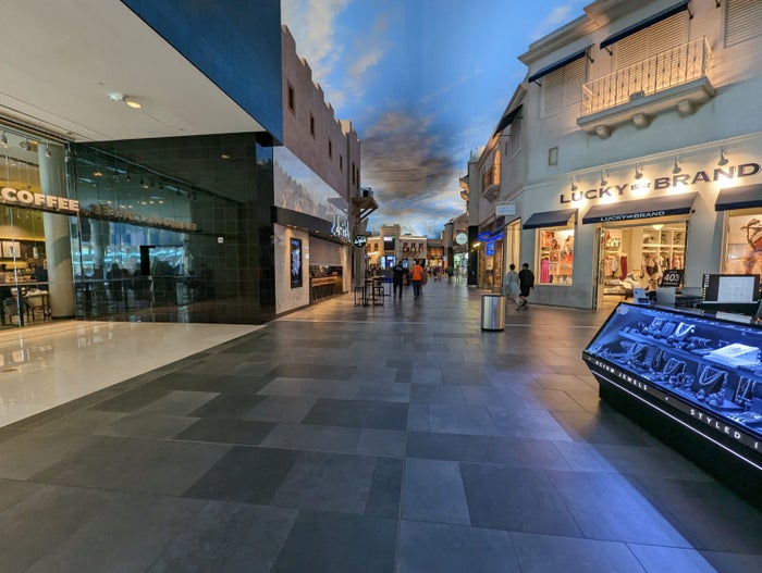 Hilton Grand Vacations Elara Las Vegas Miracle Mile Shops Hilton Grand Vacations Elara Las Vegas Miracle Mile Shops