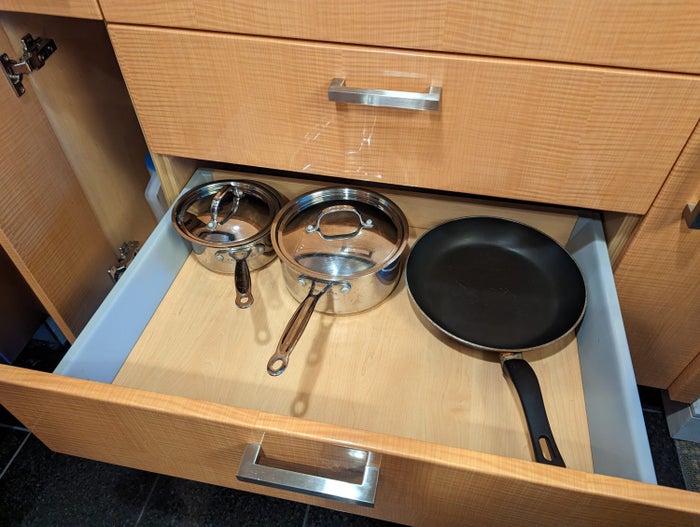 Hilton Grand Vacations Elara Las Vegas kitchen pots and pans drawer Hilton Grand Vacations Elara Las Vegas kitchen pots and pans drawer