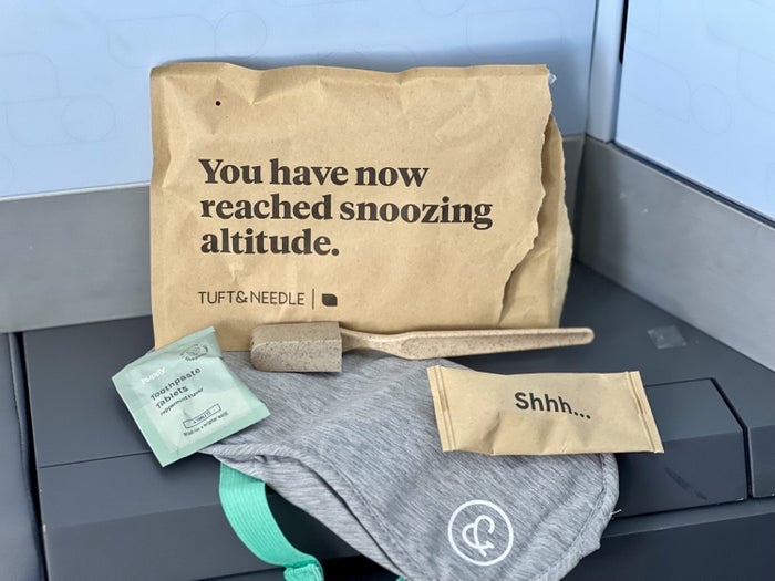 JetBlue Mint Studio Airbus A321LR 1A amenity kit