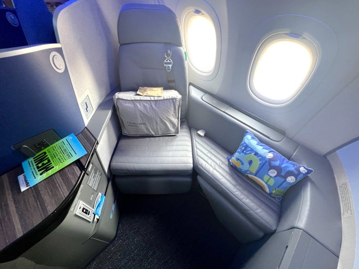 JetBlue Inaugurates Amsterdam Service