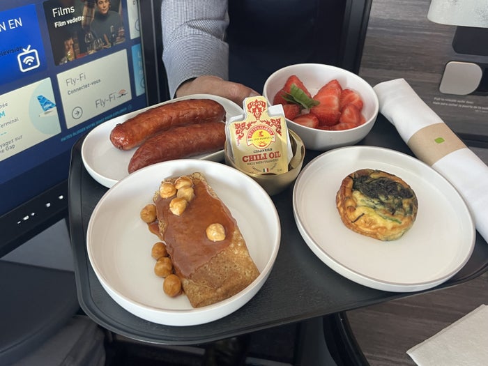 JetBlue Mint Studio Airbus A321LR F and B breakfast
