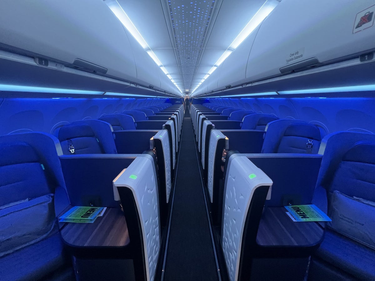 JetBlue Mint Studio Airbus A321LR cabin