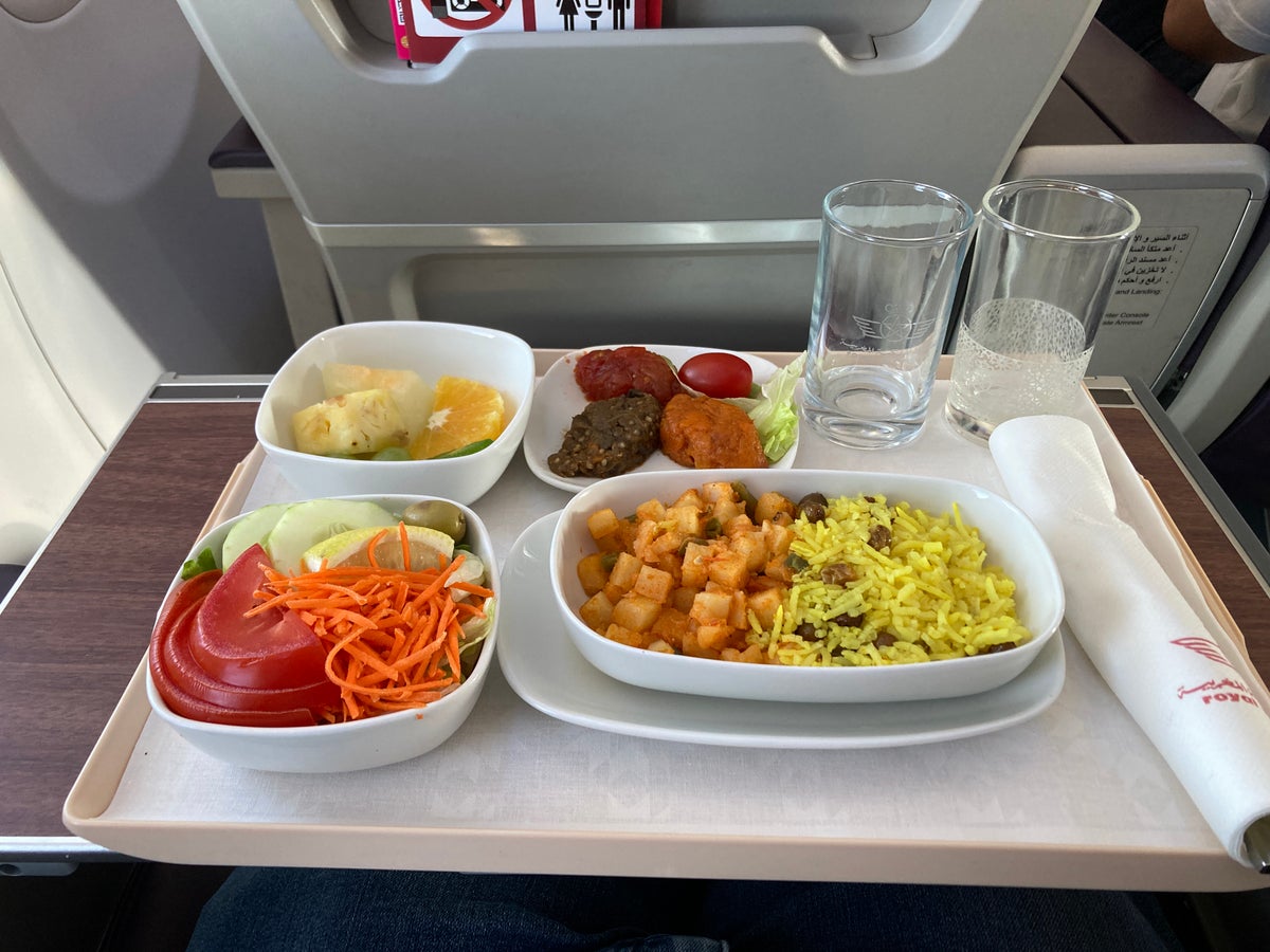 Royal Air Maroc Boeing 737 MAX 8 business class LHR CMN meal service tray