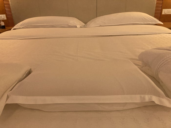 Sheraton Grand Hiroshima Bedroom Pillow Types Sheraton Grand Hiroshima Bedroom Pillow Types