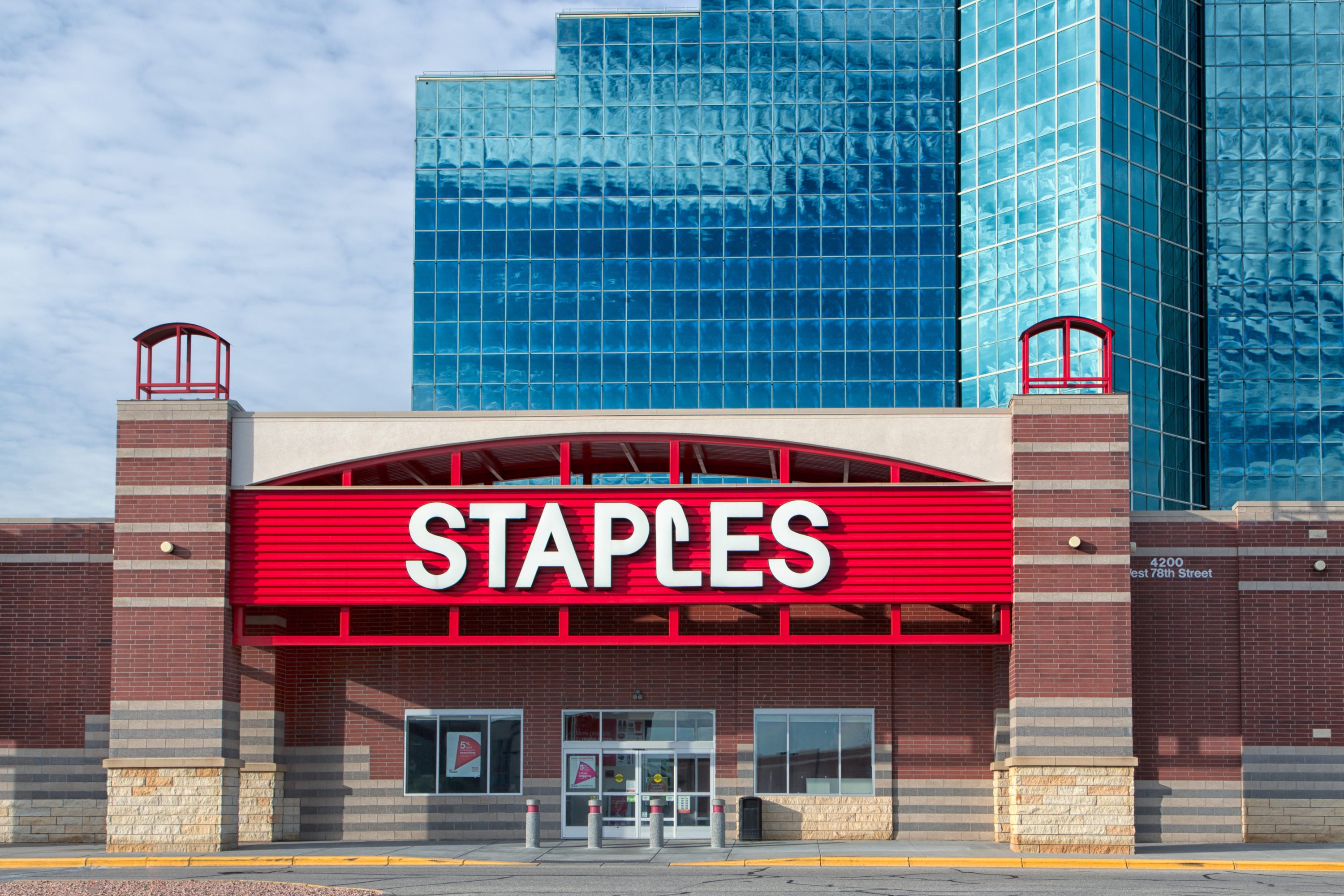 Staples offers Chamber members deals