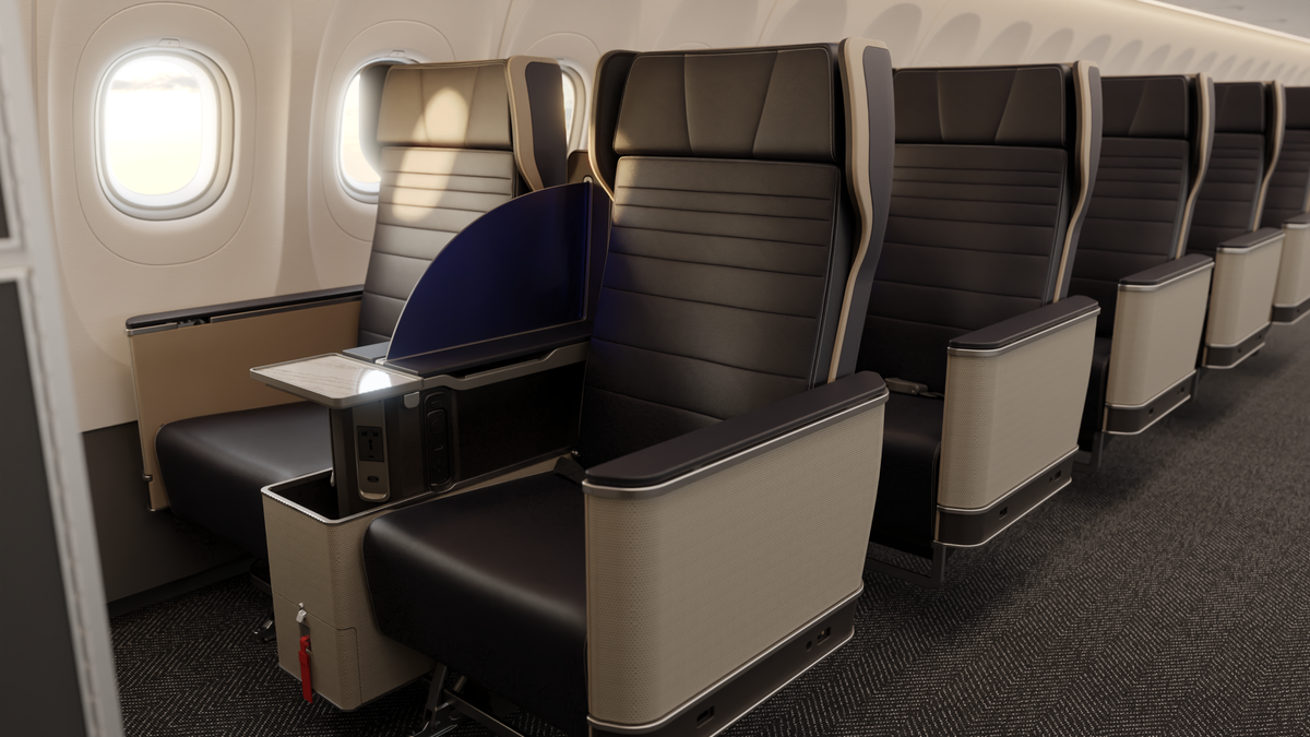 United Shows Off New Domestic First Class Seat With State-of-the-Art Features
