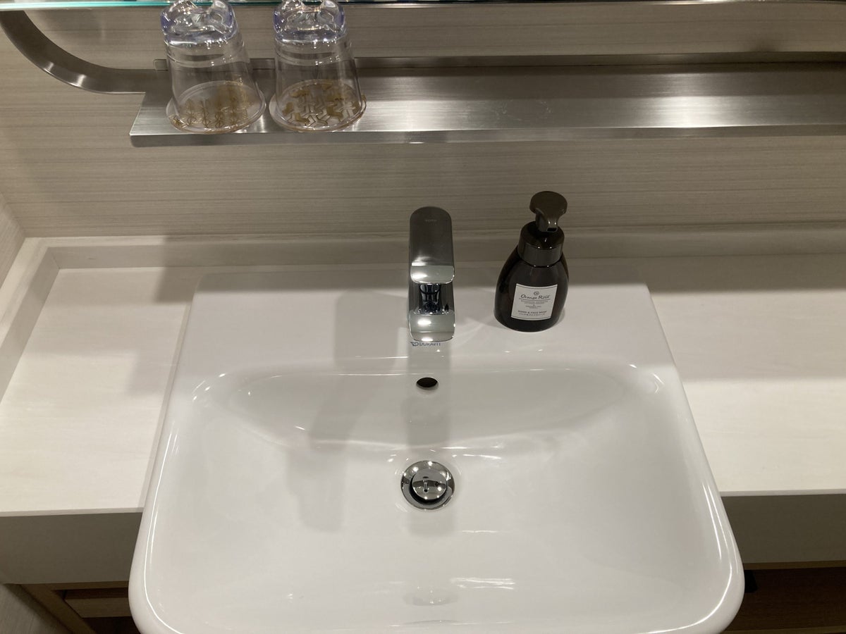 Hyatt Place Kyoto bathroom 1 king sink