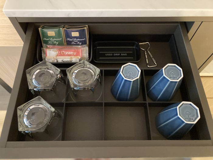 Hyatt Place Kyoto bedroom 1 king coffee tea supplies