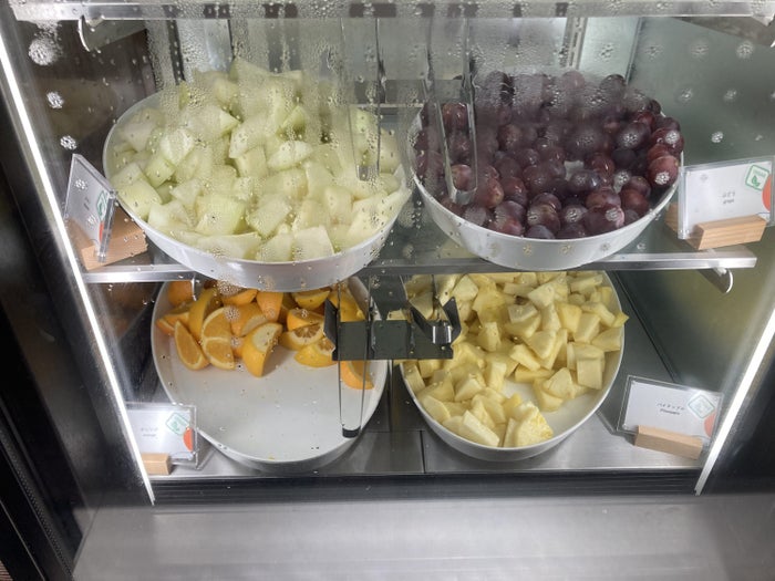 Hyatt Place Kyoto breakfast fruits