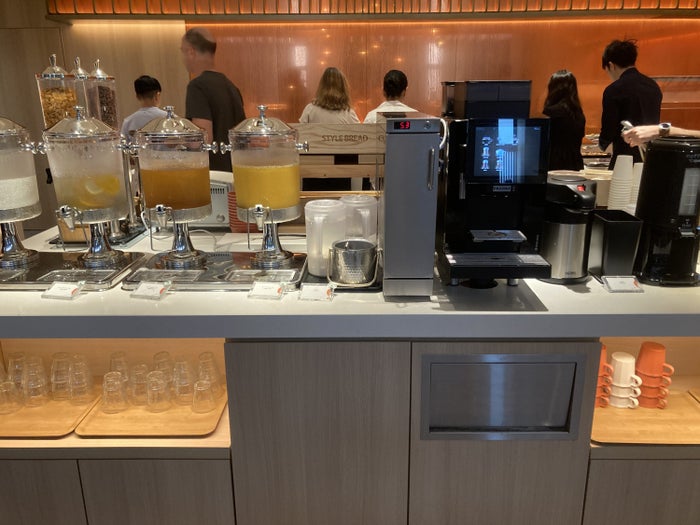 Hyatt Place Kyoto breakfast juice and coffee