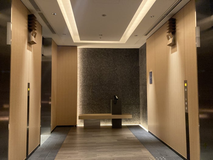 Hyatt Place Kyoto elevator waiting area lobby