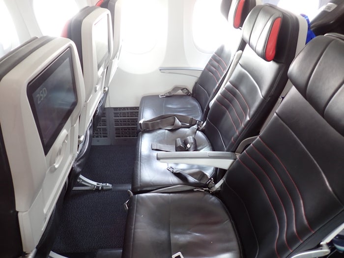 AC707 Seat 24F side