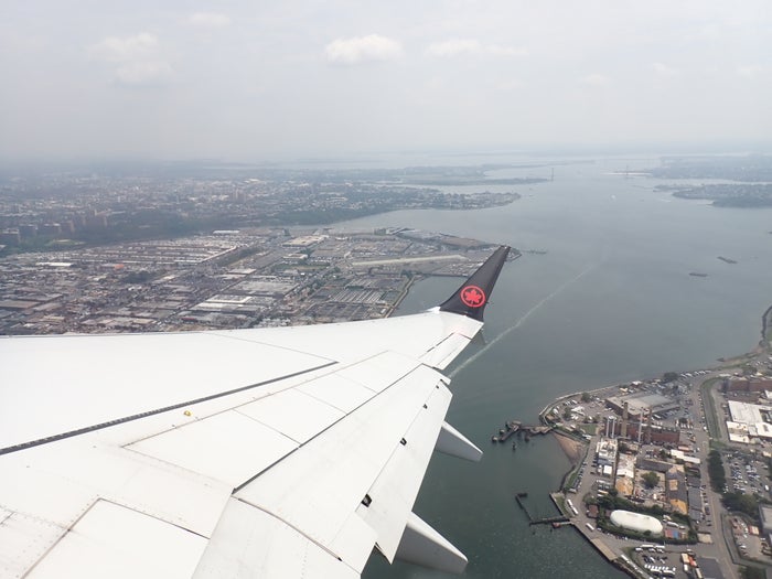 Air Canada Boeing 737 MAX 8 Economy Class Review [LGA to YYZ]