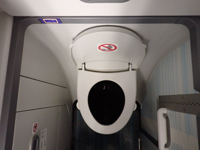 AC707 toilet open
