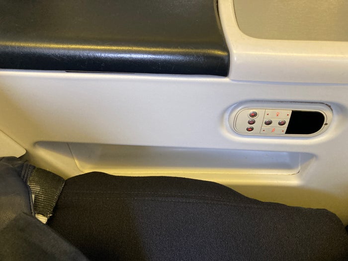 Air France Boeing 777 200 CDG JFK premium economy arm rest with controls Air France Boeing 777 200 CDG JFK premium economy arm rest with controls