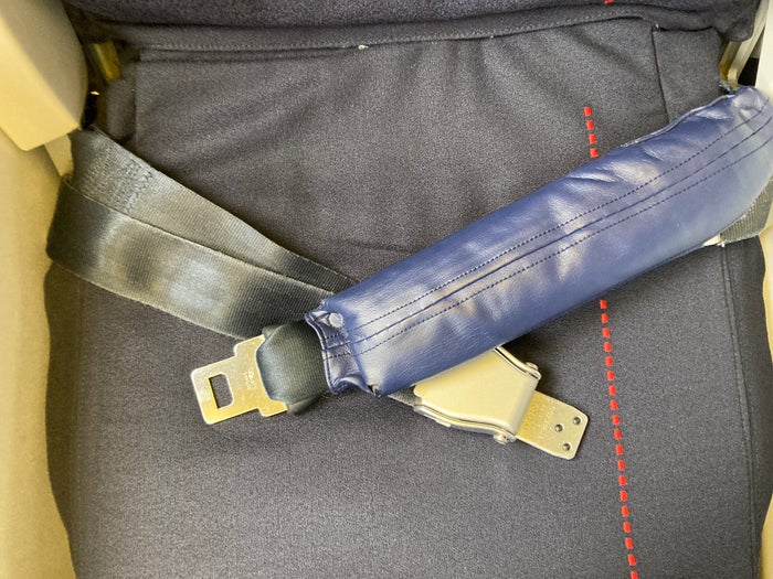 Air France Boeing 777 200 CDG JFK premium economy seatbelt Air France Boeing 777 200 CDG JFK premium economy seatbelt