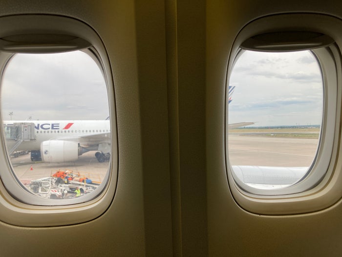 Air France Boeing 777 200 CDG JFK premium economy windows Air France Boeing 777 200 CDG JFK premium economy windows