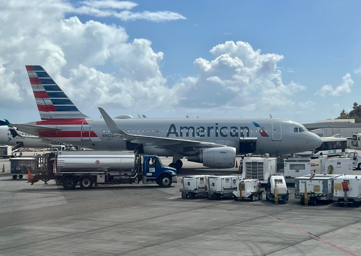 American Airlines Reinstates Boston to New York LaGuardia Service