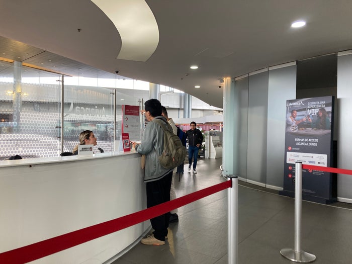 Avianca lounge Bogota BOG welcome desk